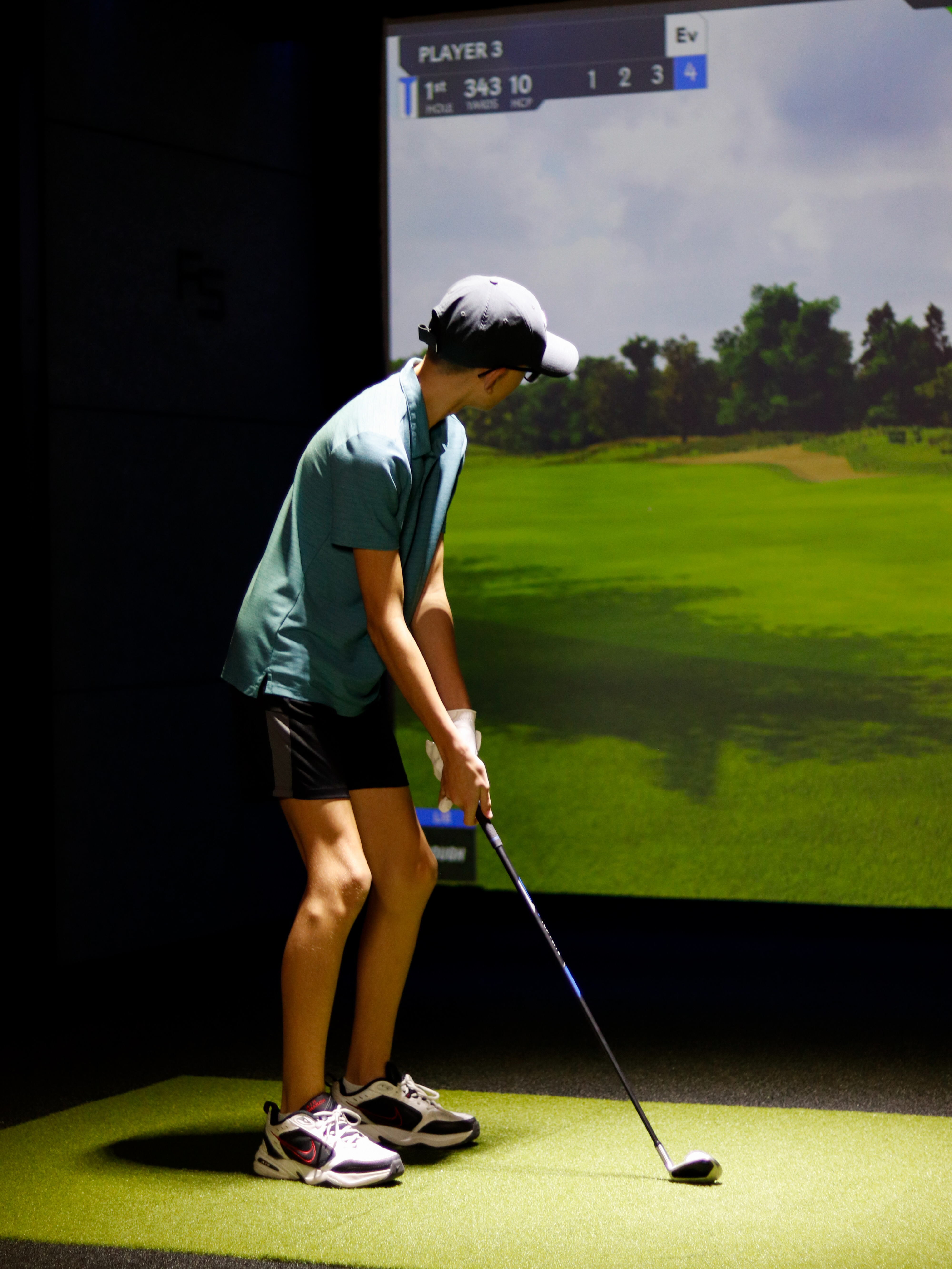 Ladies enjoying indoor golf